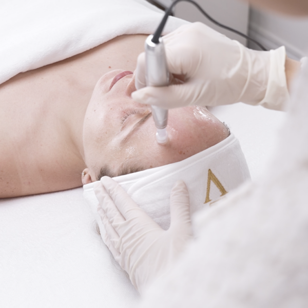 Microneedling treatment at CP Praxis Basel and Bottmingen