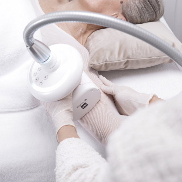 Client preparing for a professional skin treatment at CP Praxis in Basel and Bottmingen