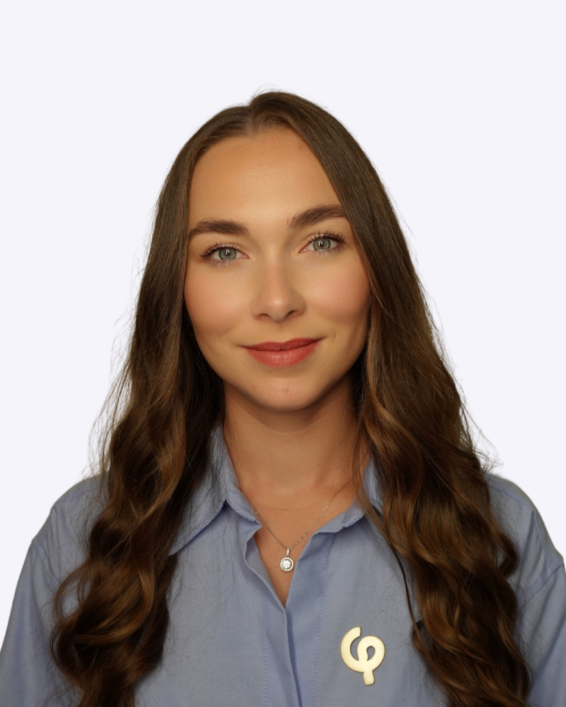 Estelle Uebelin, Finance and HR Manager at CP Praxis cosmetics and podiatry practice in Basel and Bottmingen, Switzerland