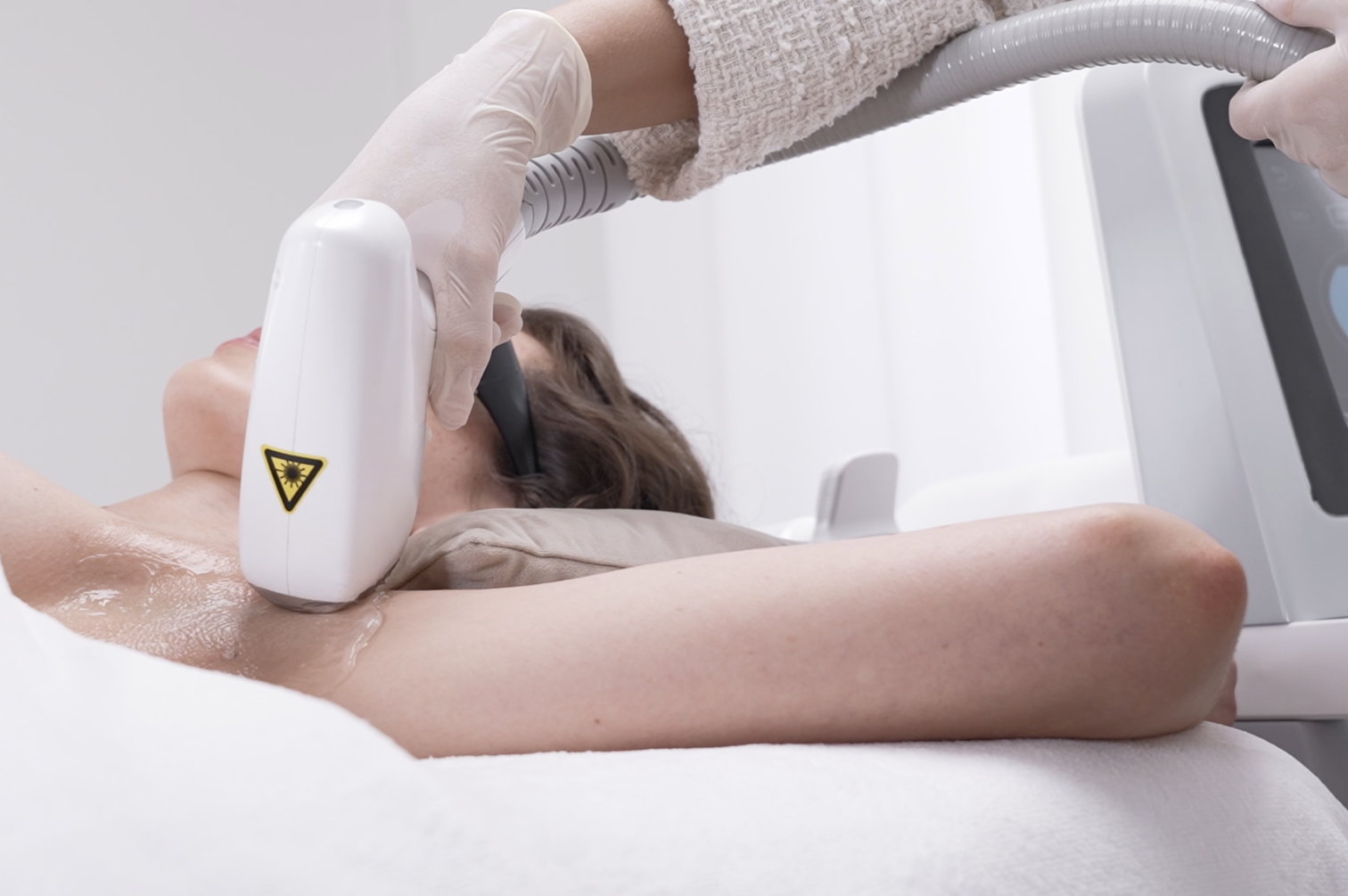 Medical grade diode laser hair removal treatment at CP Praxis Basel