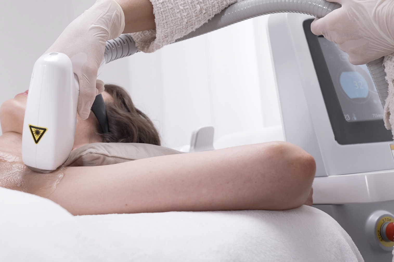 Medical grade diode laser hair removal treatment at CP Praxis Basel